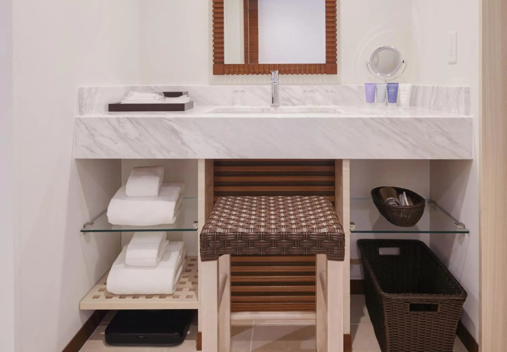 Ala Mahaina Condo Hotel