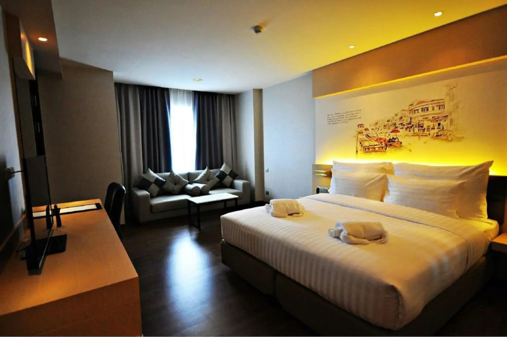Parinda Hotel - near Benjakitti Park & Queen Sirikit National Convention Center