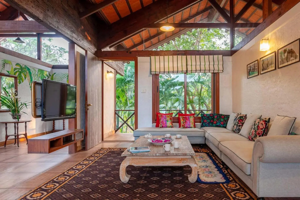 Aranyam Villa by StayVista with Modern wooden interiors, Kidszone, Indoor games & plunge pool
