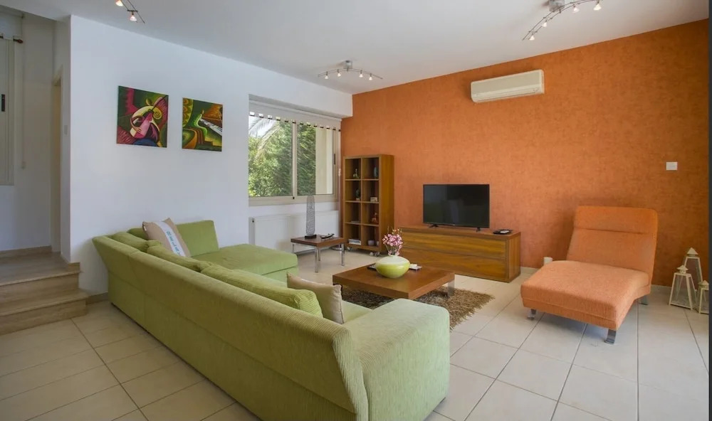 Soothing Sunset Villa, 200m to the Beach