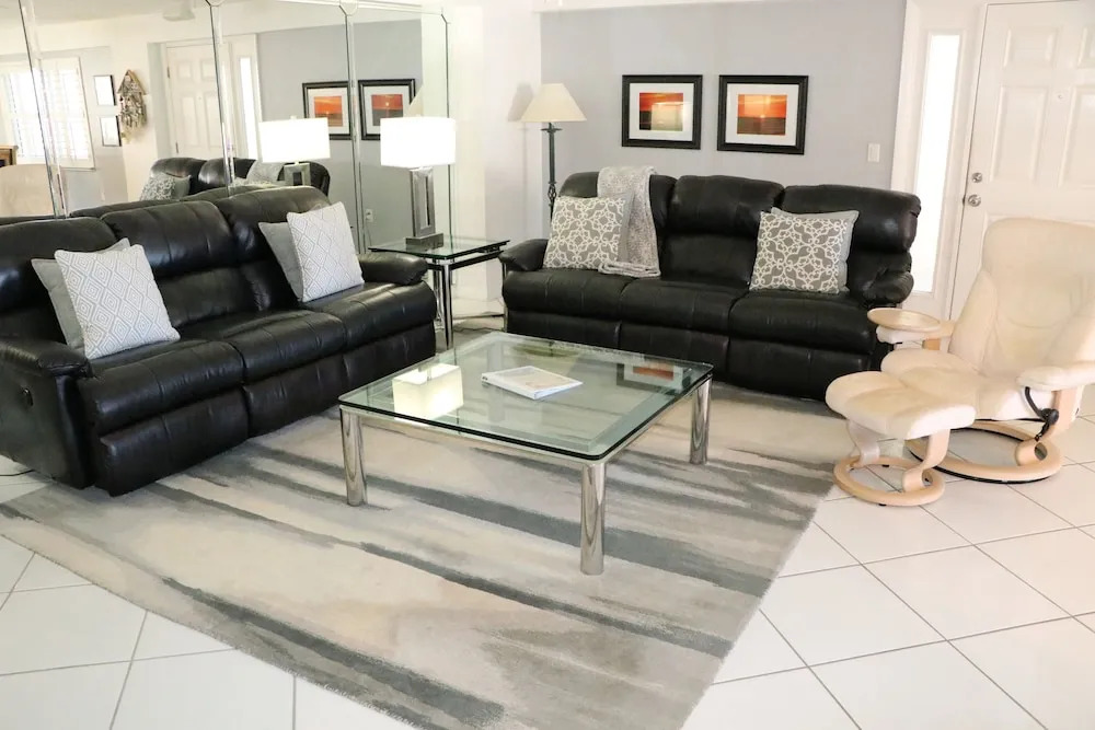 Jamaica Royale 406 - 2 Br Condo
