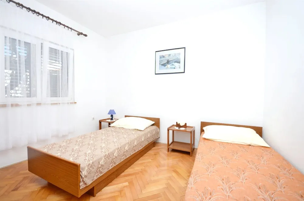 Apartments Goroslava