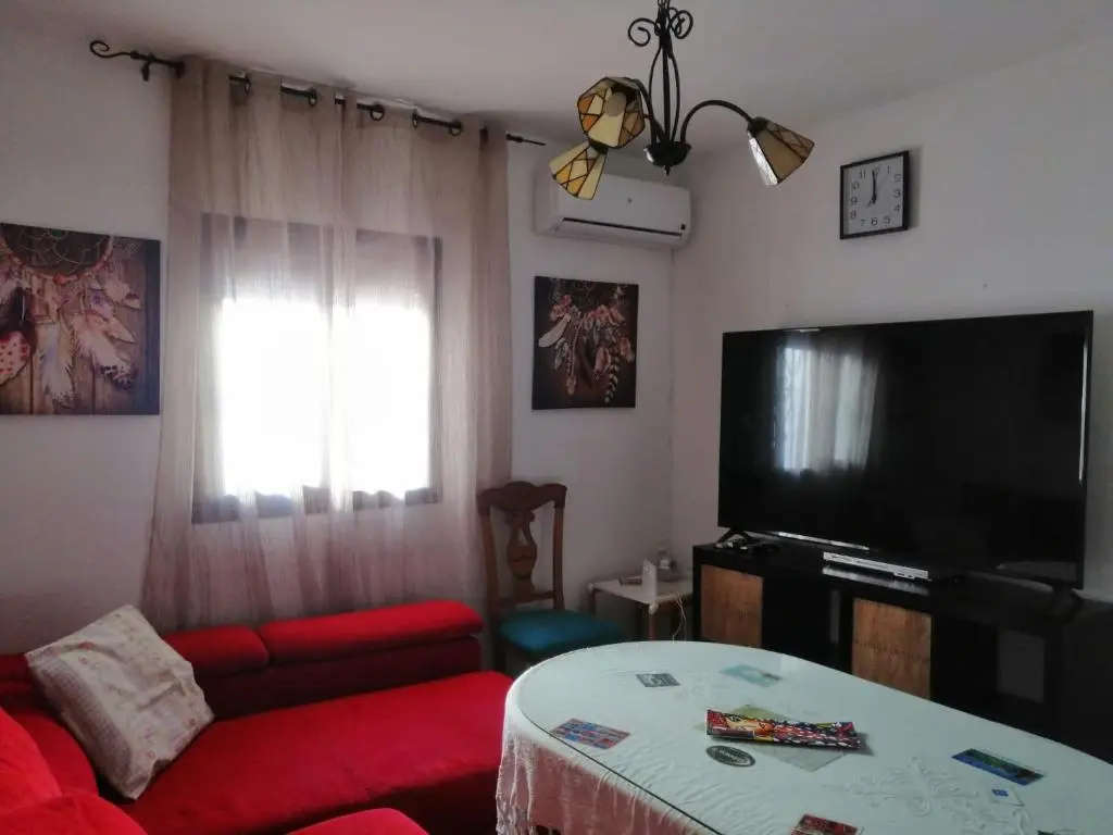 Unifamiliar adosada con 3 dormitorios y 110m2