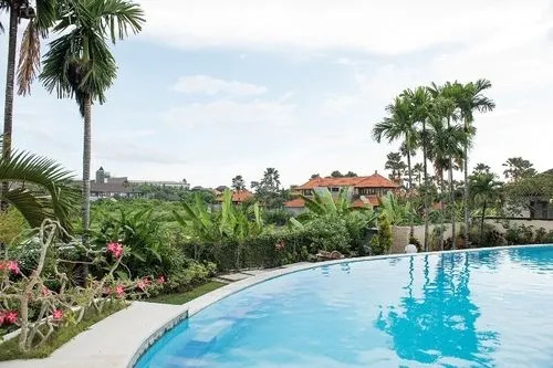 巴厘岛艾瑞水明漾 巴图贝灵16号(Airy Seminyak Kerobokan Batu Belig 16 Bali)