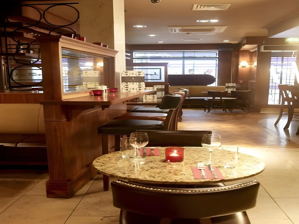 Celtic Lodge Guesthouse - Restaurant & Bar