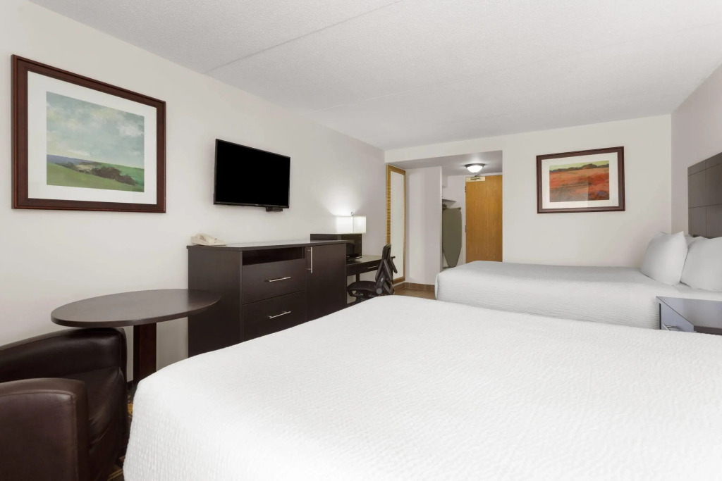 Travelodge by Wyndham Lindsay
