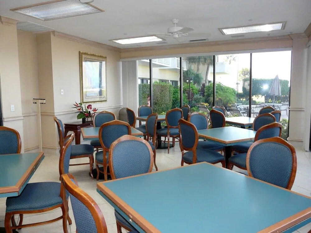 Inviting Beachfront Condo With Large Balcony and Pool