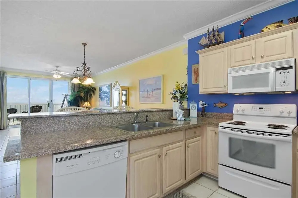 Twin Palms 405 - Two Bedroom Condo