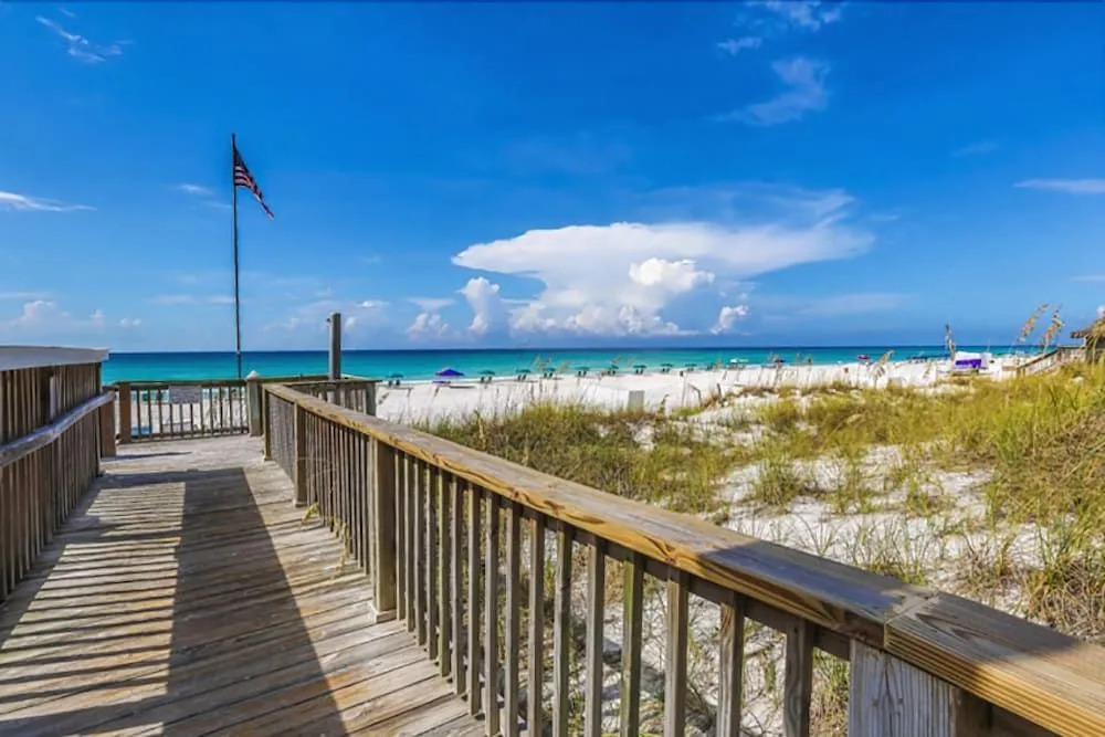 Beach Front Destination 3 Bedroom Holiday Home by Five Star Properties