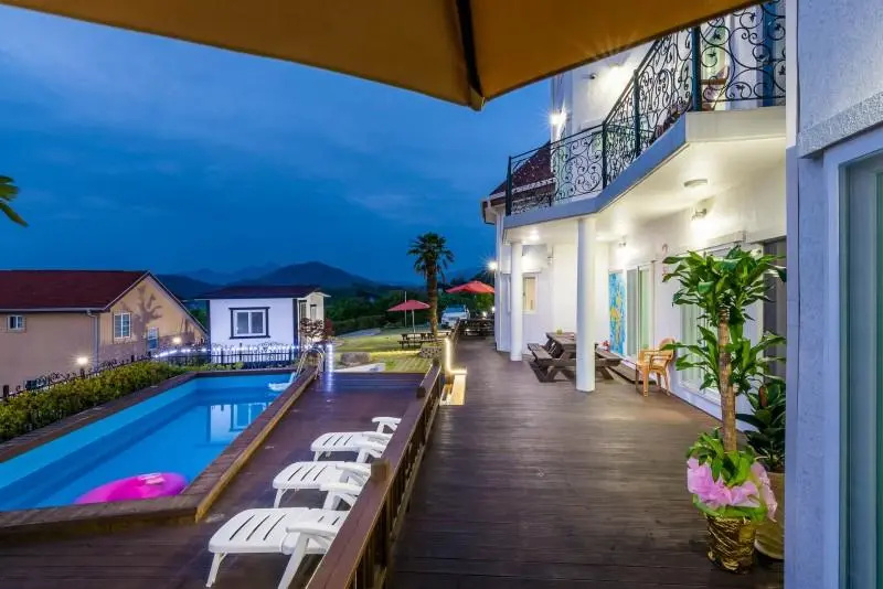 Geojedo Geojerowa Pension