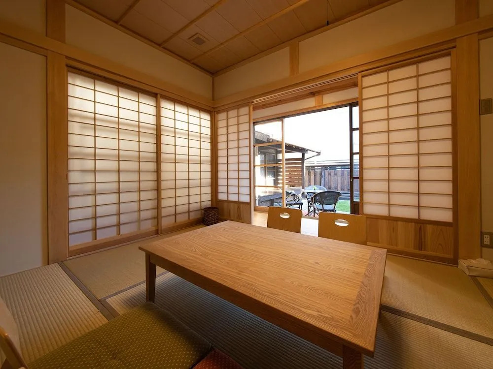 UCHIKO-Inn HISA