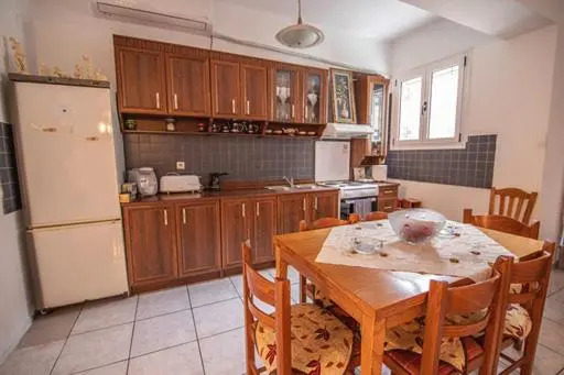 Traditional Family Guest House Idi