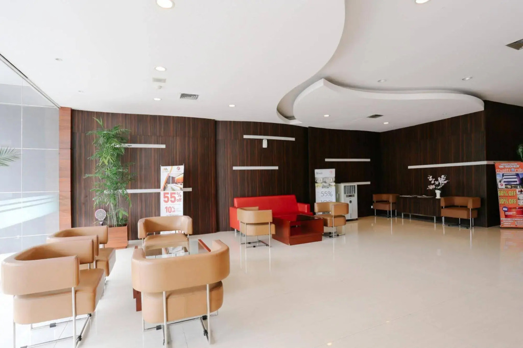 Grand Celino Hotel