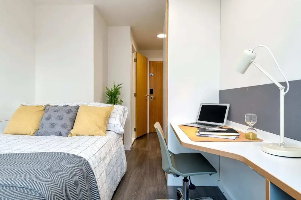 For Students Only Merlin Heights Leicester