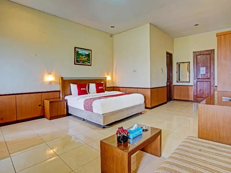 Hotel Sarbini by OYO
