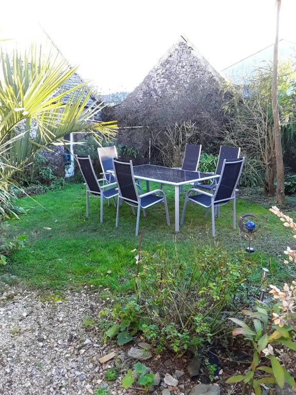 House With 2 Bedrooms in Guimaëc, With Enclosed Garden and Wifi - 500