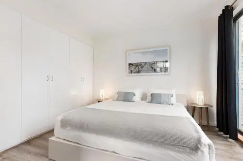 Surry Hills Modern Self-Contained One-Bedroom Apartment (19 FOV)