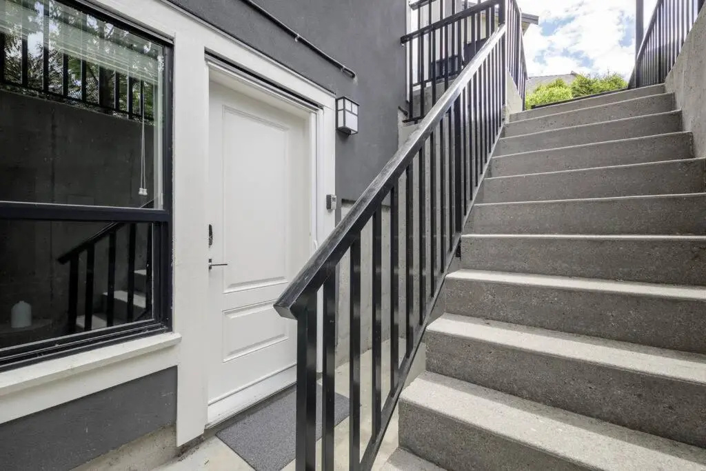 Newly Furnished 2bdr suite 6 Guests Perfect for Family