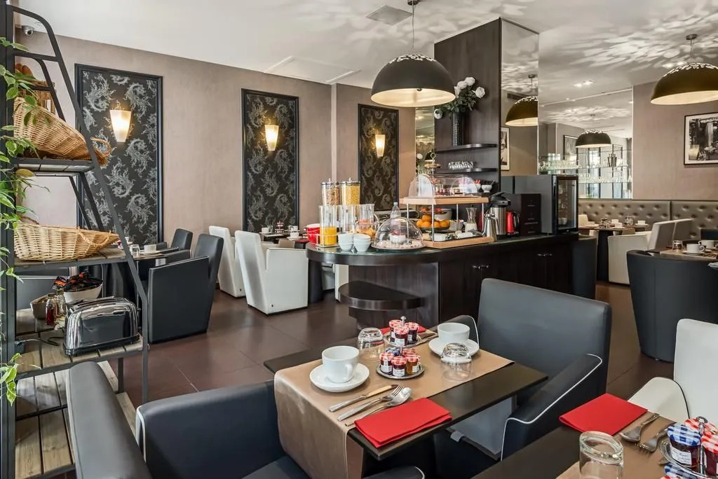 Hotel Elysées Bassano