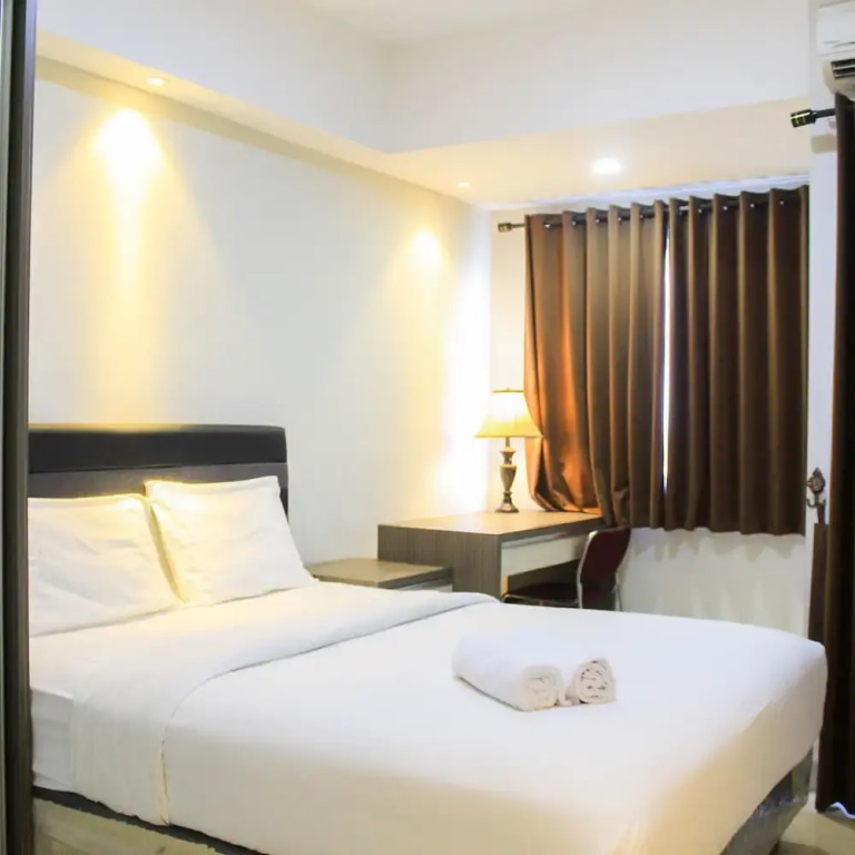Fully Furnished with Spacious Design Studio Apartment at The Oasis Cikarang