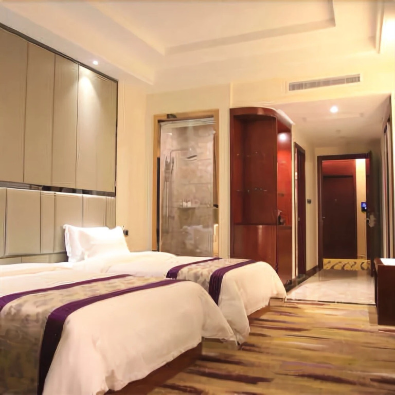Longyan Dongshang Hotel (International Food City)