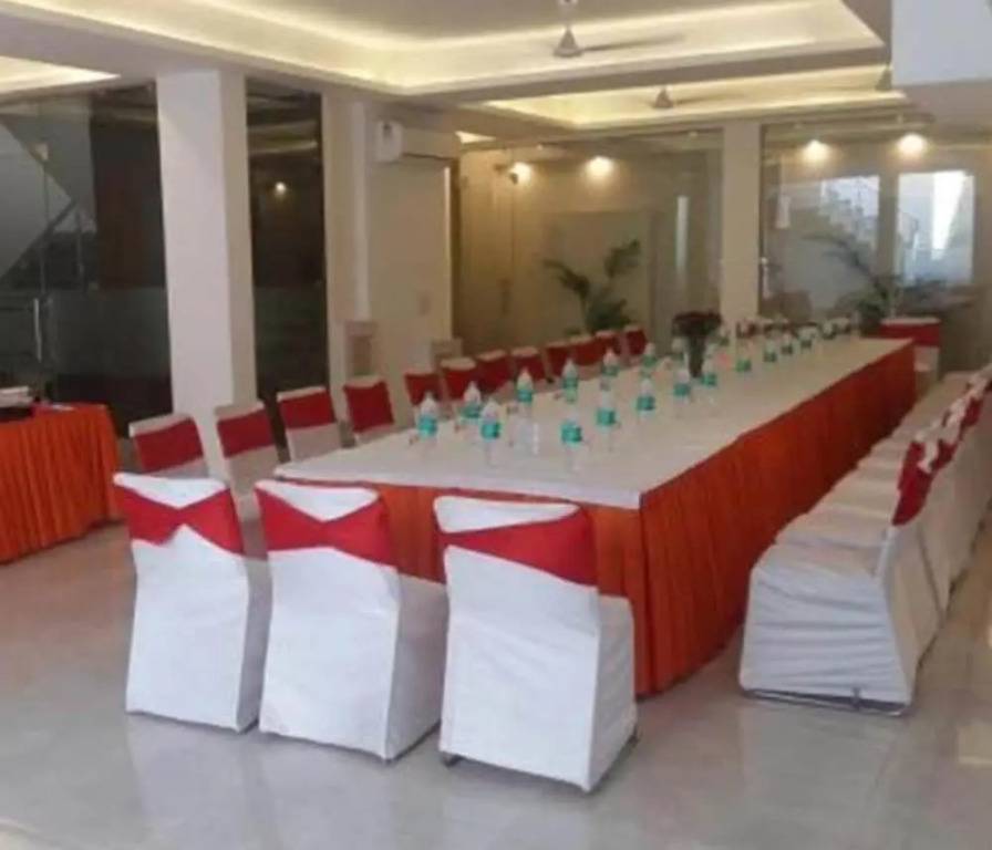 Indiyaah Inn