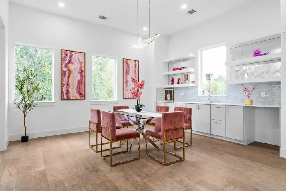 Downtown Houston 3BR Bachelorette Escape