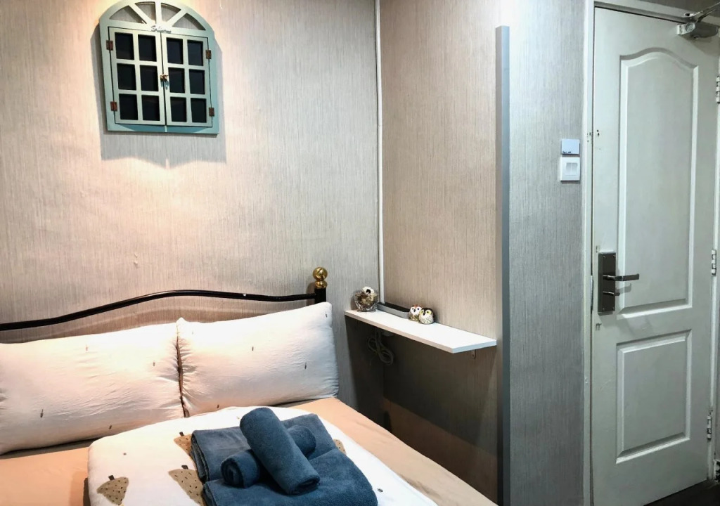 Owl Hostel