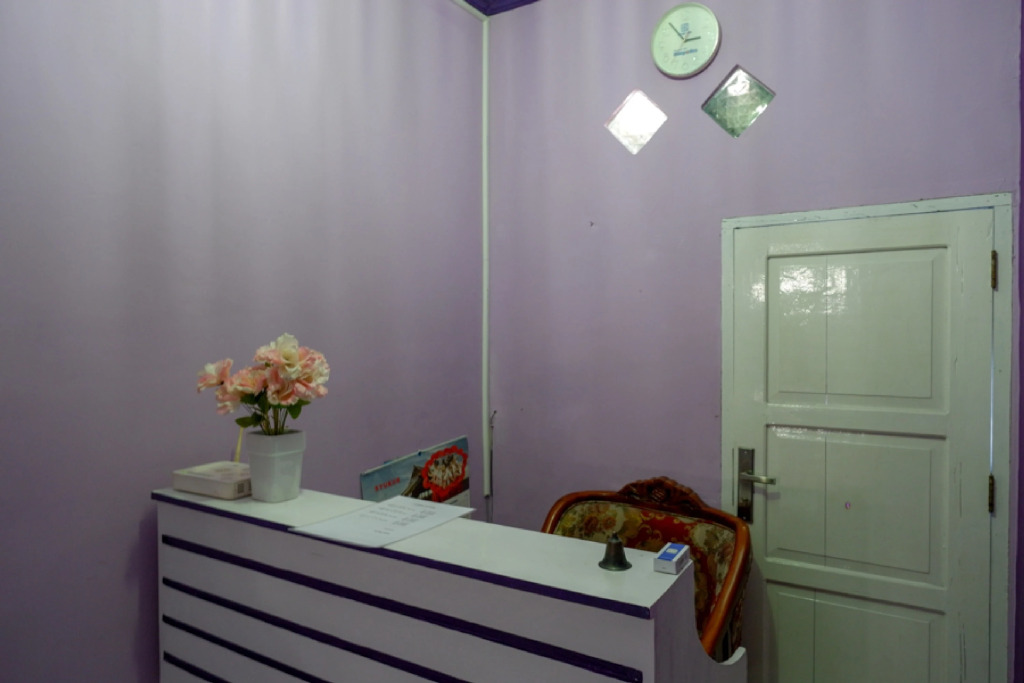 RedDoorz @ Hotel Aulia Majene