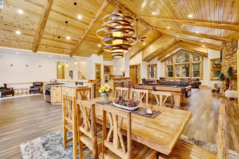 1750-heavenly Log Home 4 Bedroom Chalet by Redawning