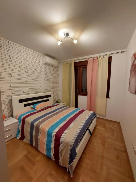Lovely Flat with Balcony and Sea View in Becici