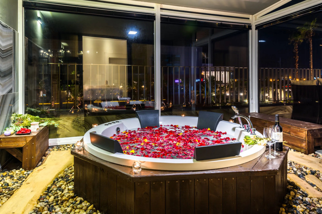 Aguila Hotel Jeju Oceano Suite