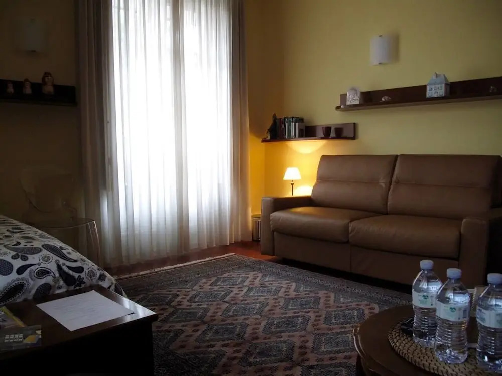 B&B Elio's Place