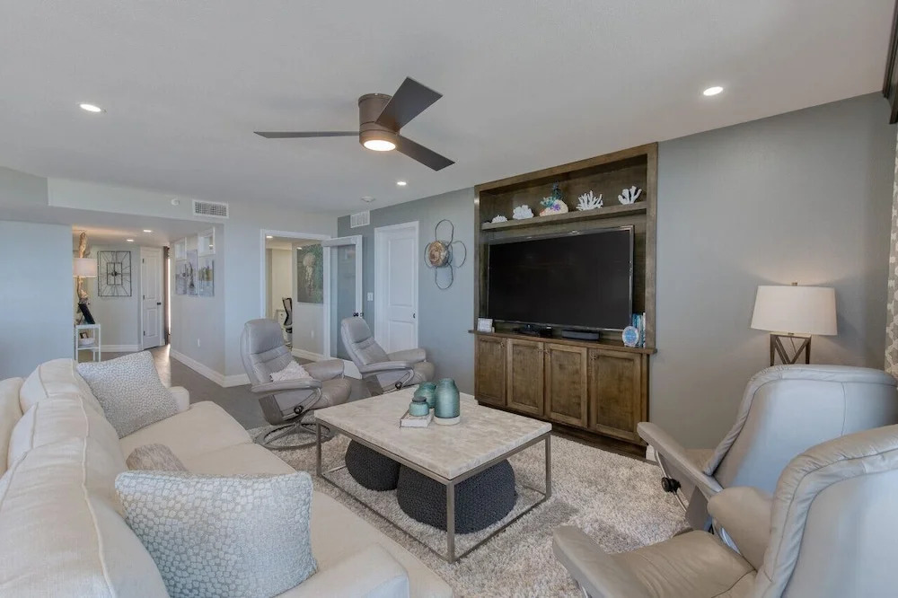 New Smyrna Luxury Beachfront Condo Pool Hot Tub