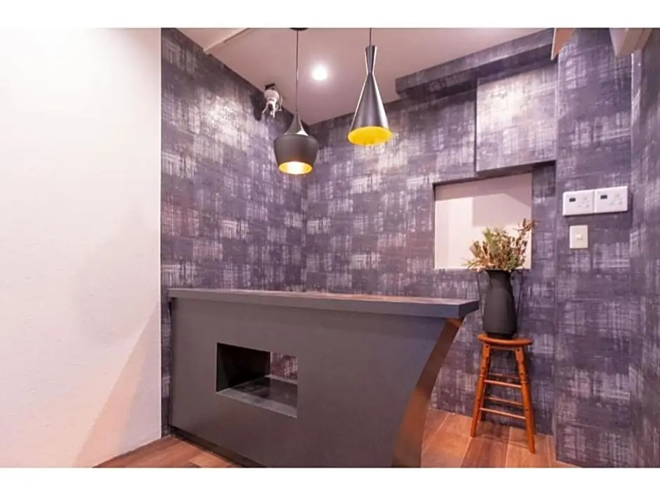 Tsubame Hotel Asakusabashi 3 minutes walk from Asakusabashi Station Near Asakusa, Akihabara, and Ueno Cooking utensils and kitchen washing machine available Direct access to Haneda and Narita airports