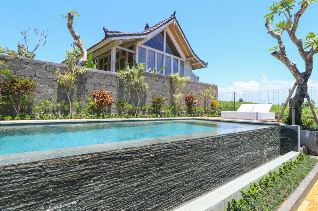 Villa Alisha