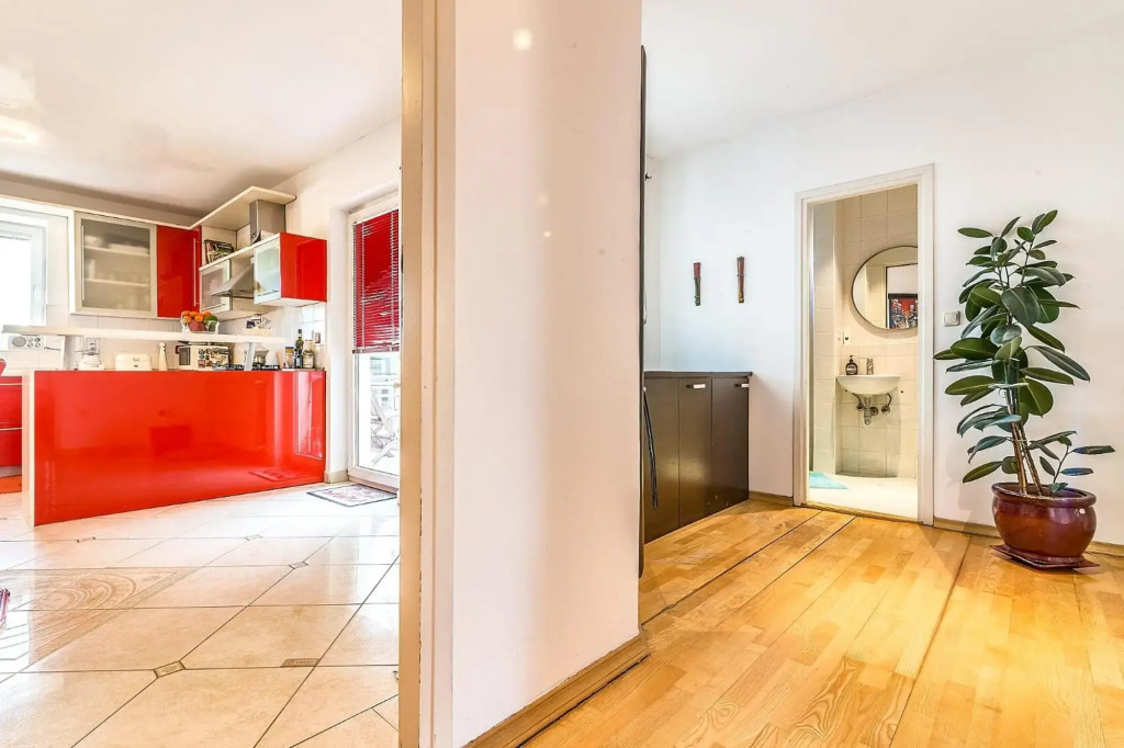 Modern City-Centre Penthouse with Spectacular Views / 135sqm