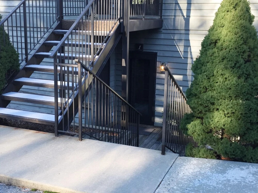 Adironacks #1 2 Bedrooms 2 Bathrooms Condo