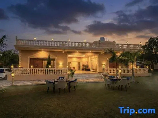 Radsum- Luxury Farmhouse & Resort