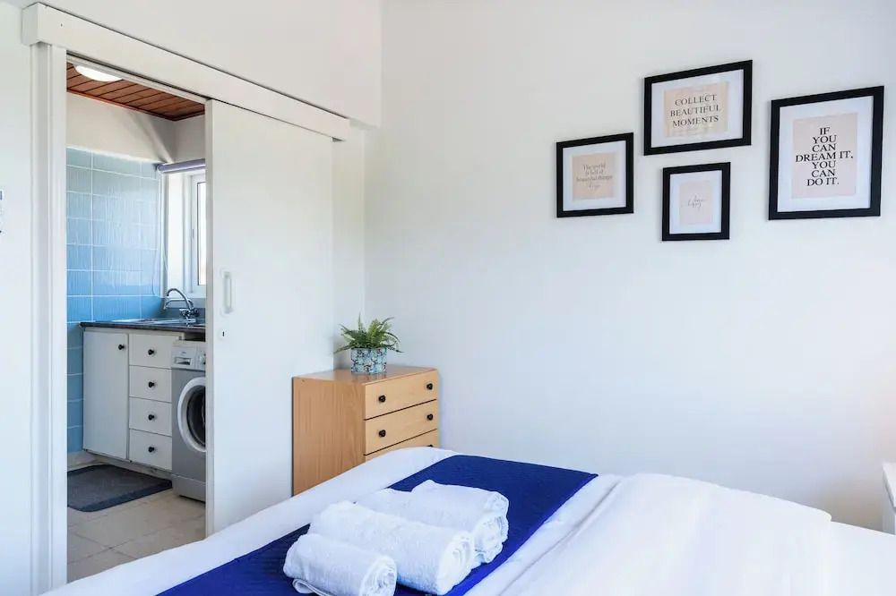 Lazuli 1-BR W Pool & Balcony in Larnaca