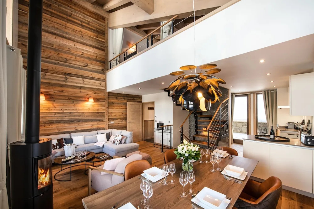 Yellowstone Lodge Chalet 4