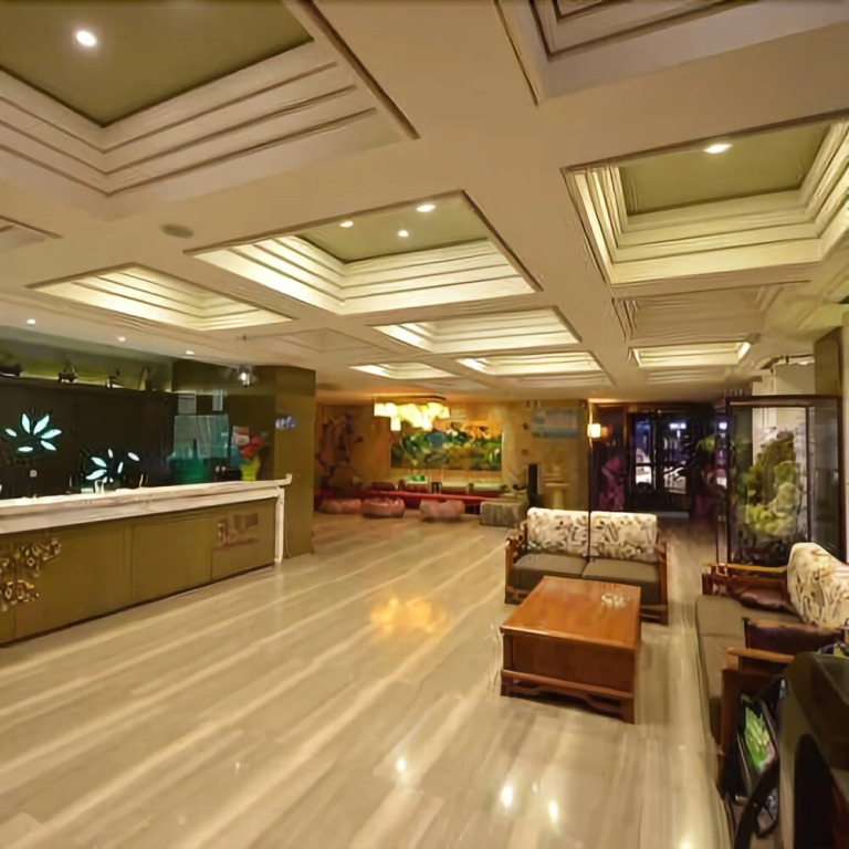 Boyue Hotel