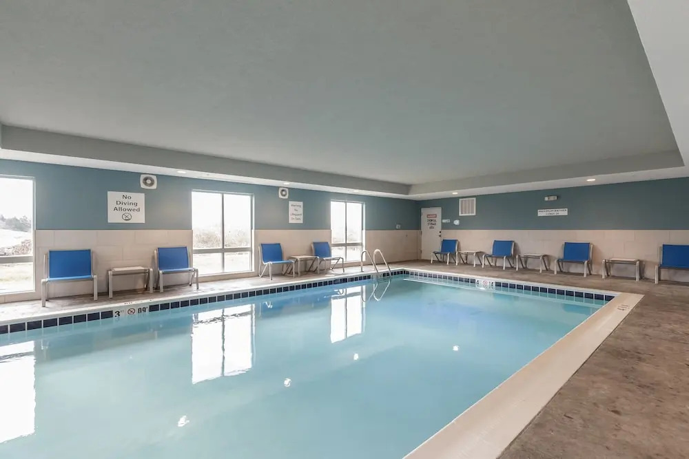 Holiday Inn Express & Suites- South Bend Casino by IHG