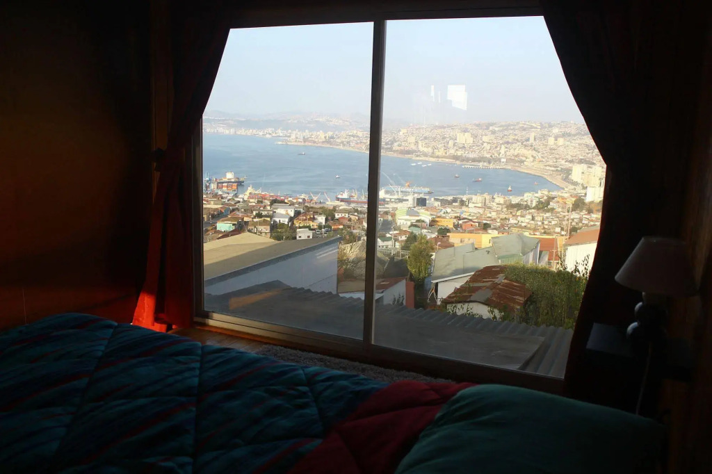 Costa Azul Bed & Breakfast