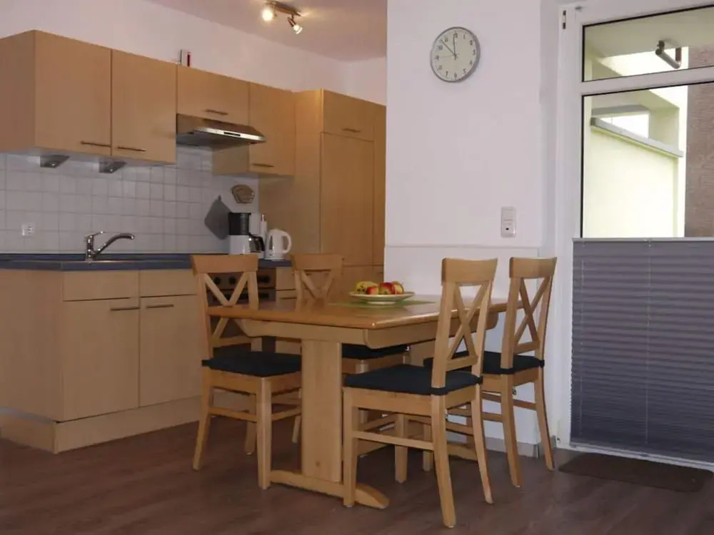 1 in House Weser 1 Comfortable Vacation Home