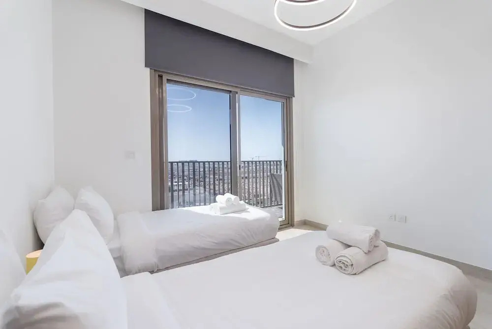 Modern and Peaceful 2 Bedroom in Amber by Azizi