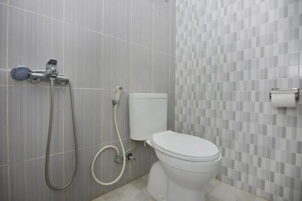 Golden Inn 2 by OYO Rooms