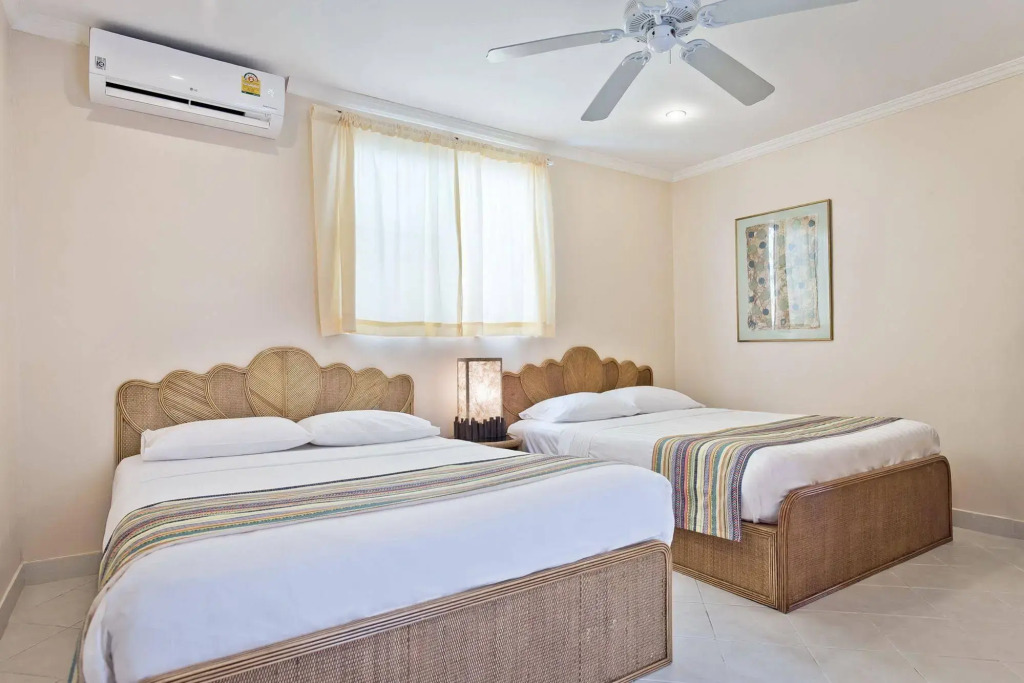 BUTTERFLY GARDEN BOUTIQUE RESIDENCES Apts and villas, A Lifestyle Destination Ex Lg 1-3 bedroom units , Full kitchen, 2 Full bathrooms, Rain shower, Spa bath, FREE BBQ, Free fast fiber optic WIFI, Staff 24-7