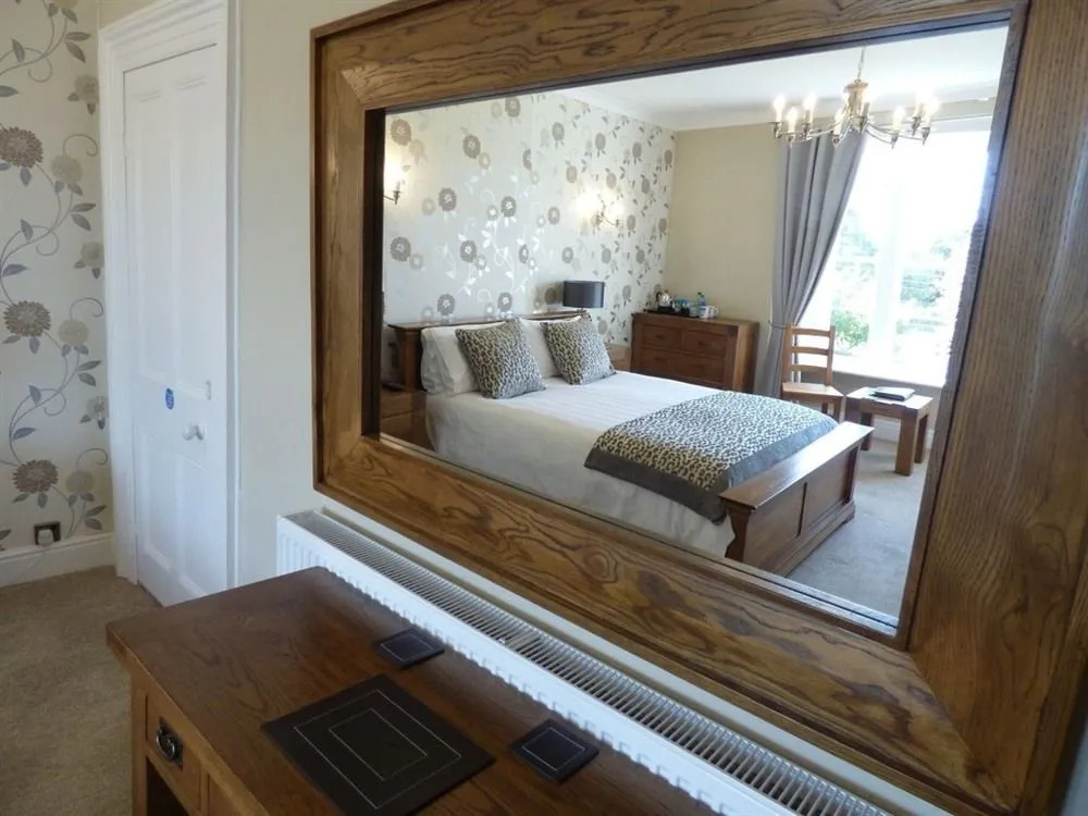 Tavistock House Hotel