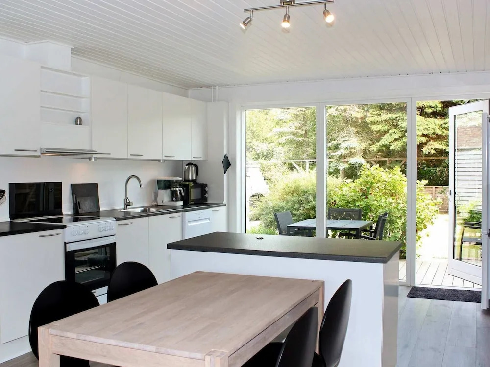 Beautiful Holiday Home in Esbjerg Near Sea